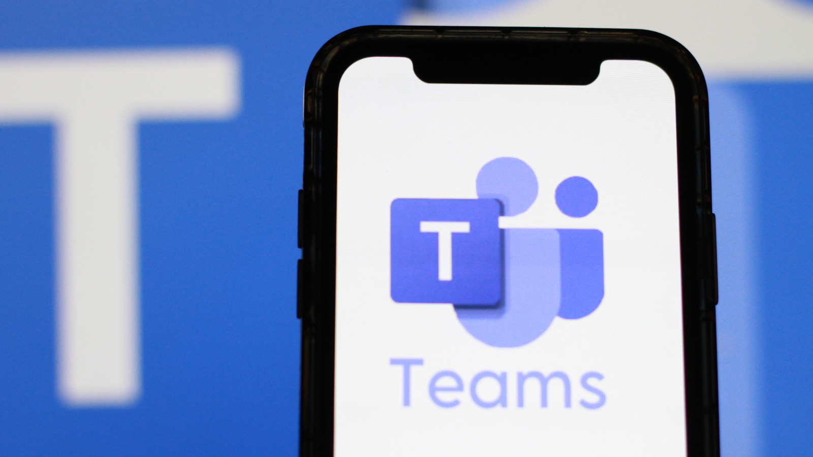 Microsoft Teams에서 알아야 할 업데이트를 받고 있습니다 – 상사와 위치 공유