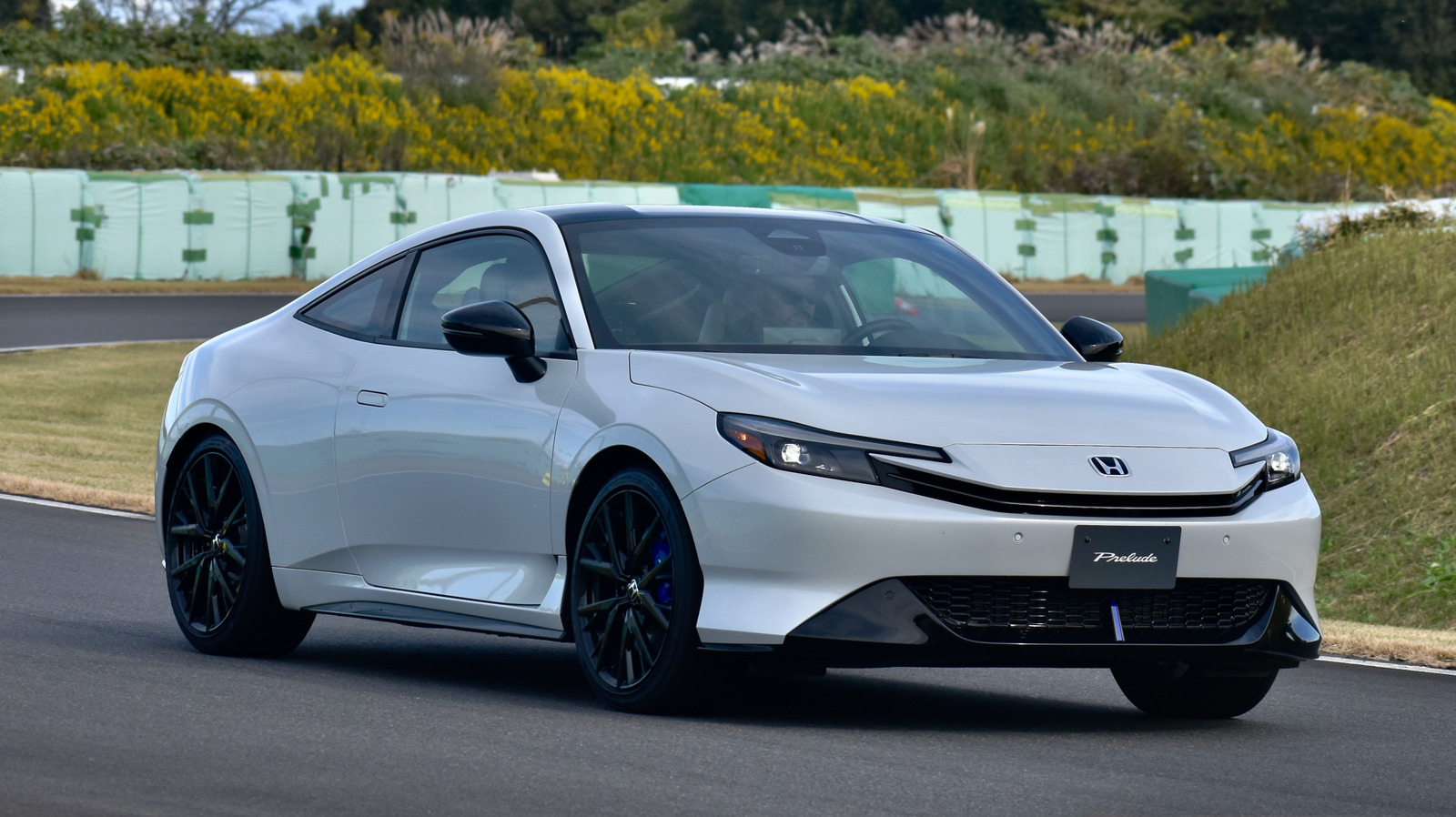 새로운 Honda Prelude를 운전한 후 마침내 Toyota가 걱정할 이유가 생겼다고 생각합니다.