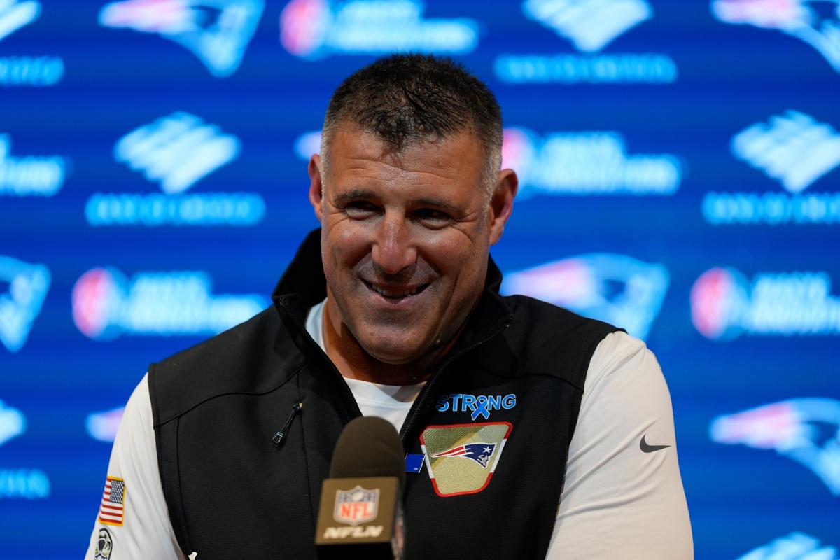 Patriots의 Mike Vrabel은 NFL 트레이드 마감일을 '임신'에 비유했습니다.