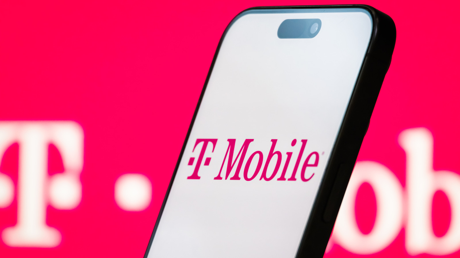 T-Mobile은 이 서비스를 관리하지 않습니다. AT&T와 Verizon 사용자도 무료로 액세스할 수 있습니다.