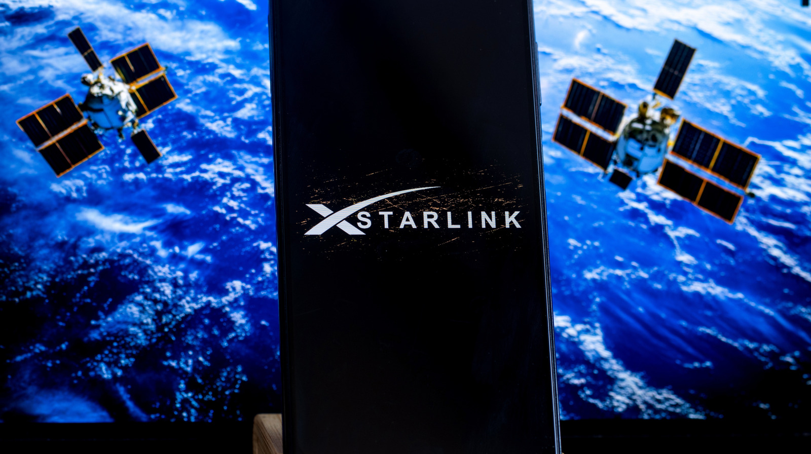 이 주요 인터넷 제공업체는 Starlink가 고객을 훔쳐서 어려움을 겪고 있습니다.