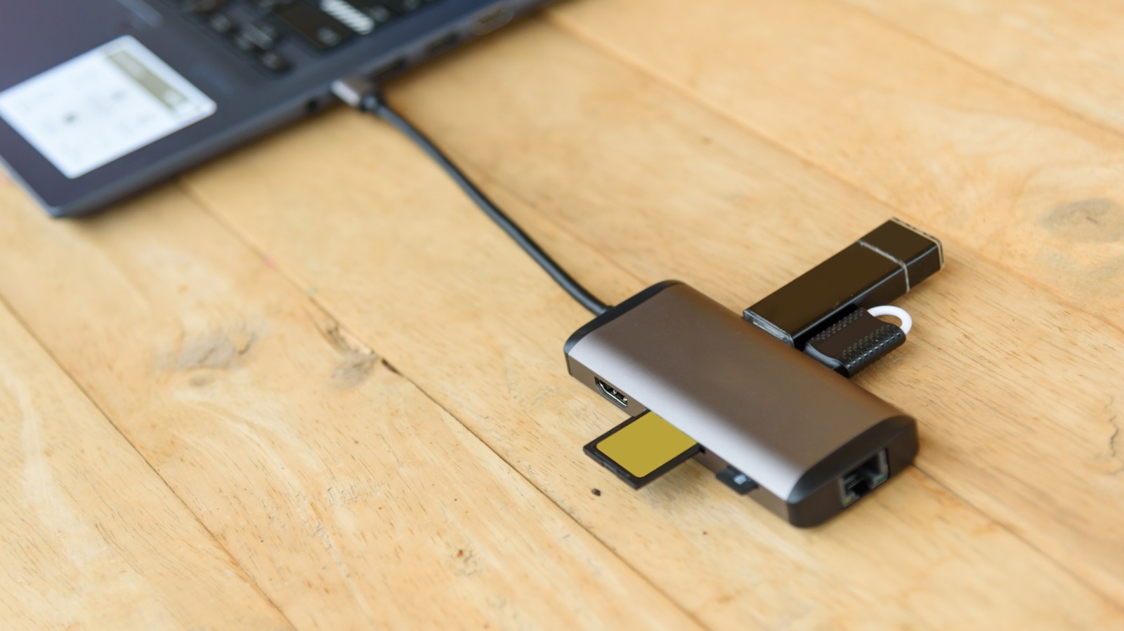 USB 허브를 모든 용도로 사용하지 마세요 - 이유는 다음과 같습니다.