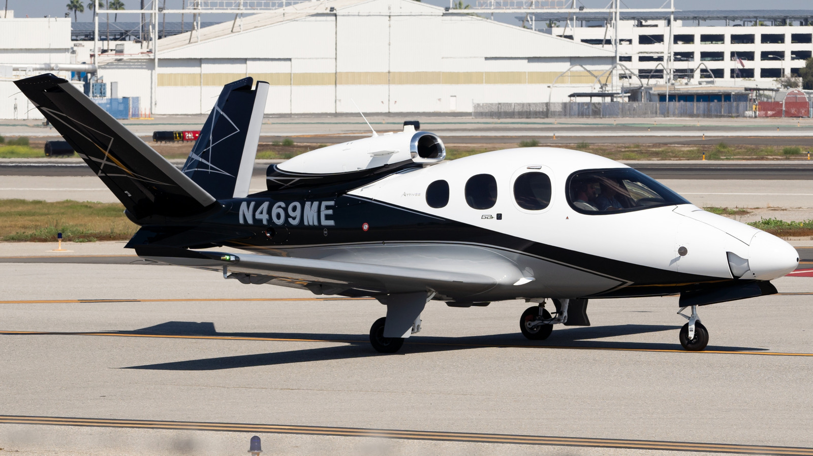 Cirrus Vision Jets는 어디에 만들어졌나요?