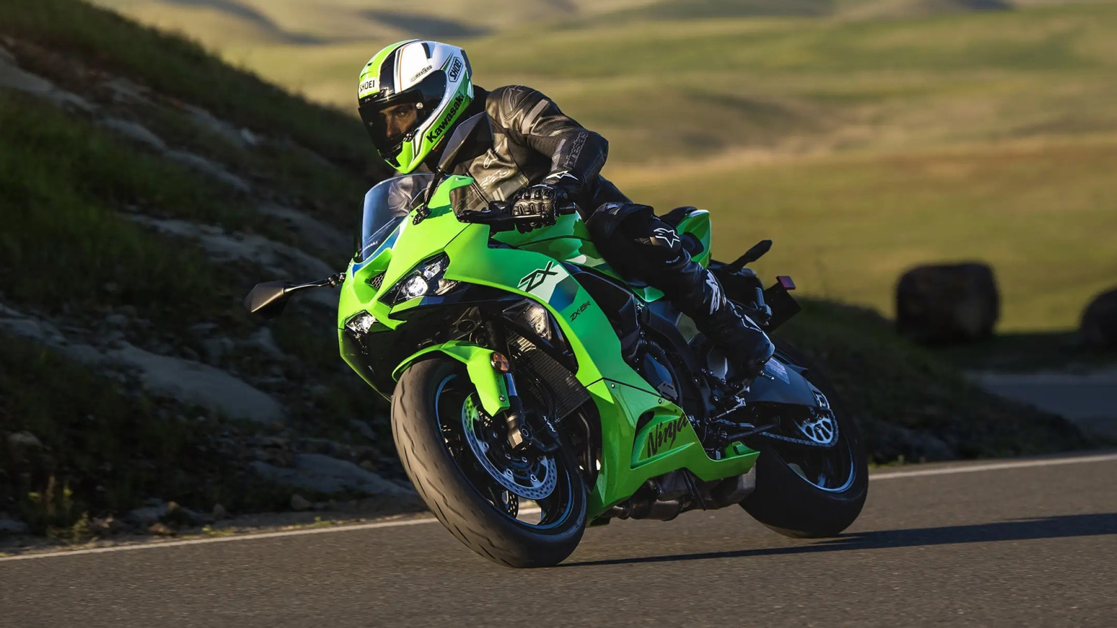 Kawasaki ZX-6R: 이 닌자의 가격은 얼마이며 주요 기능은 무엇입니까?
