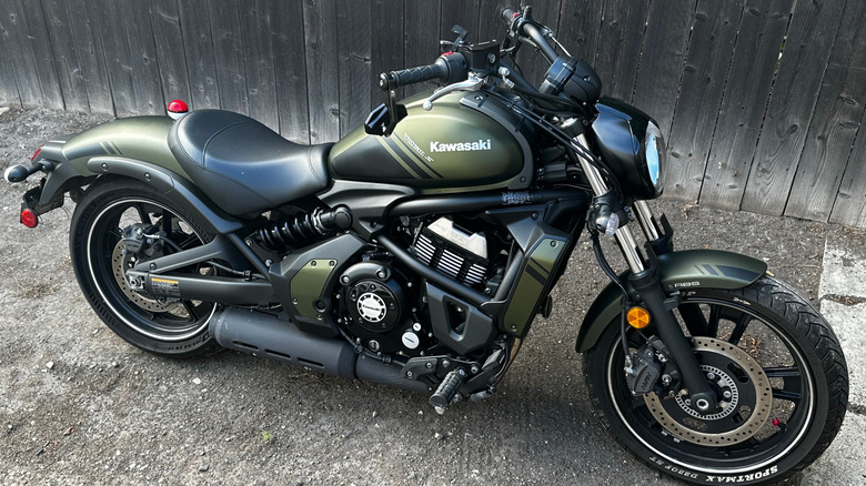 가와사키 자전거의 측면도