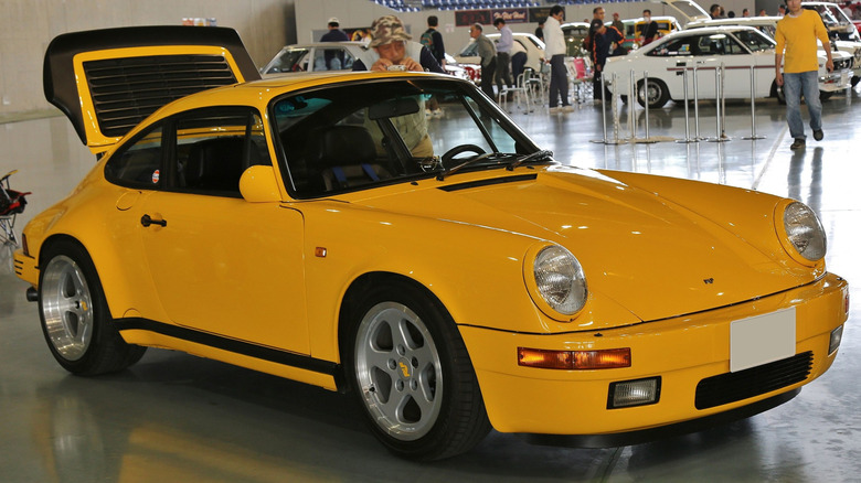 1989년 쇼에서의 RUF CTR Yellowbird