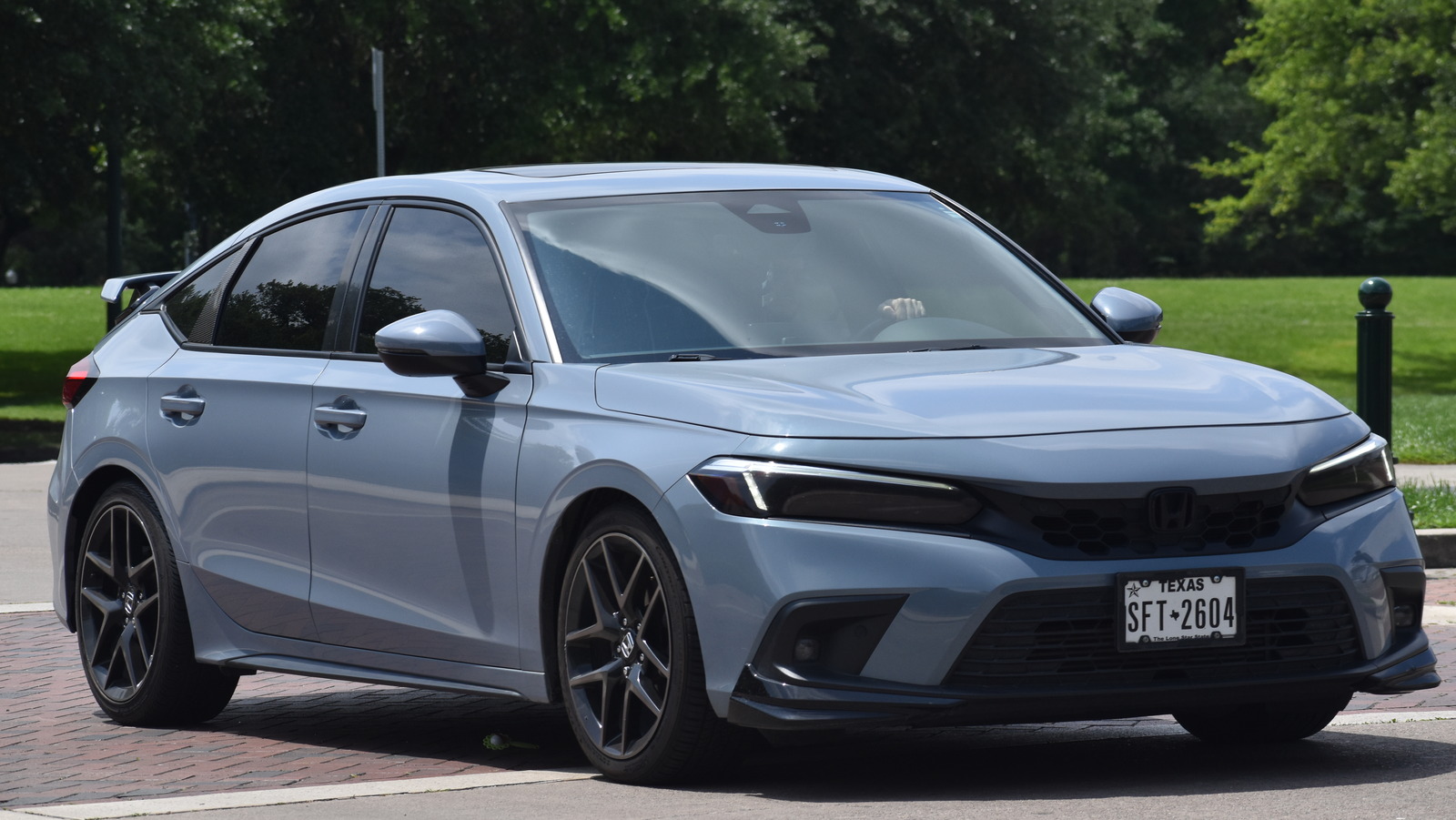 Honda Civic은 Toyota의 Corolla보다 더 신뢰할 수 있습니까? JD Power가 말하는 내용은 다음과 같습니다.