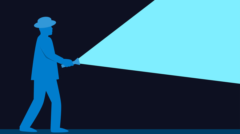 손전등을 사용하는 사람의 애니메이션 사진