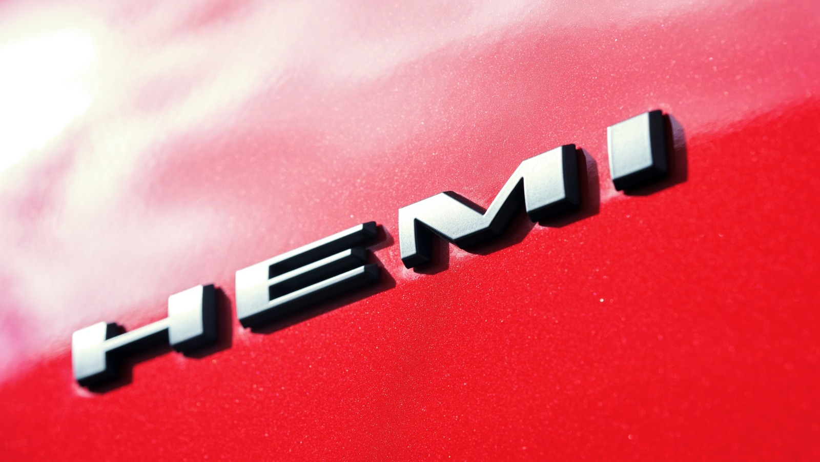 $4,000 미만의 가격으로 찾을 수 있는 HEMI 상자 엔진 5개