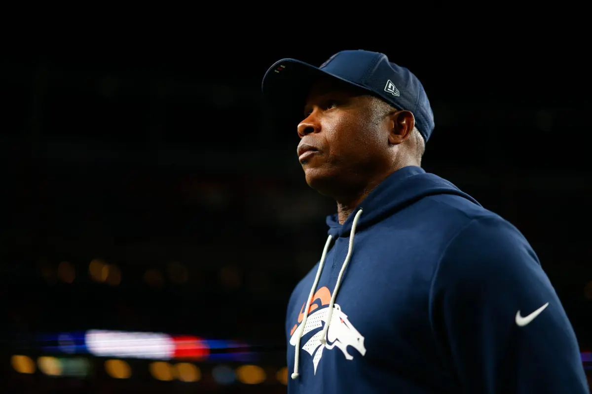 Joe Schoen과 흥미로운 관계를 맺고 Broncos의 Vance Joseph을 인터뷰하는 자이언츠