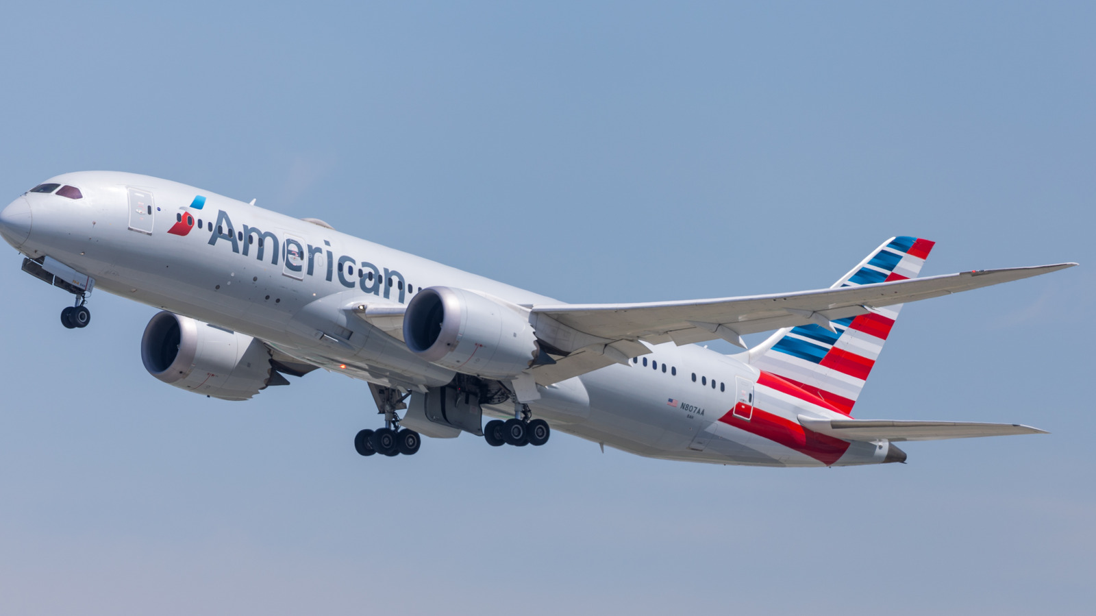 AI가 American Airlines의 승객 항공편 예약을 돕는 방법