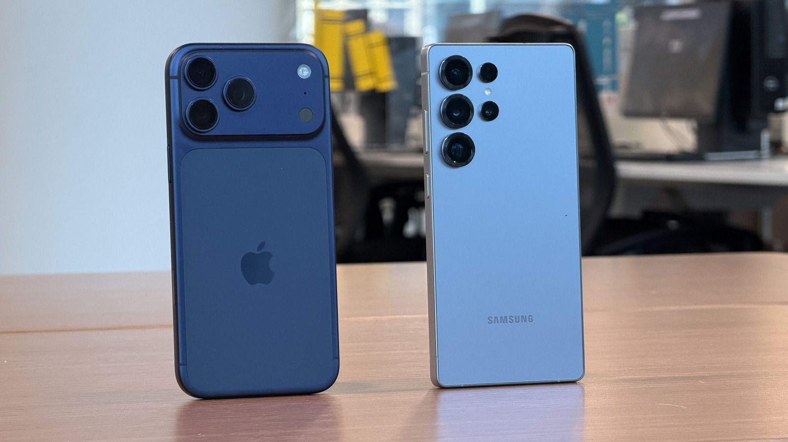 Apple iPhone 17 Pro Max 대 Samsung Galaxy S25 Ultra: 확실한 승자가 있습니다