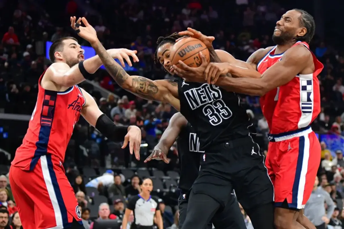 Nic Claxton은 이미징 결과가 밝아지면서 Nets 손실에서 손가락 부상을 입었습니다.