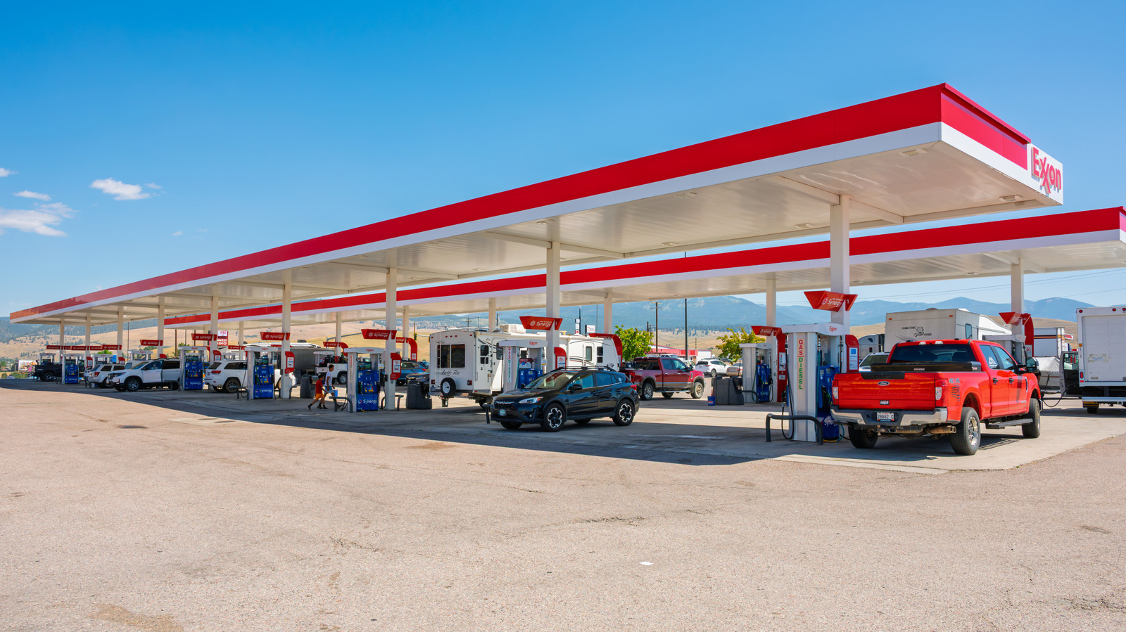 당신이 모르는 미국 주유소 체인은 영국 회사 소유입니다.