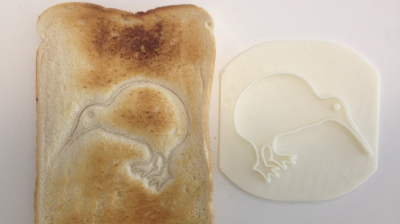 키위 토스트와 함께