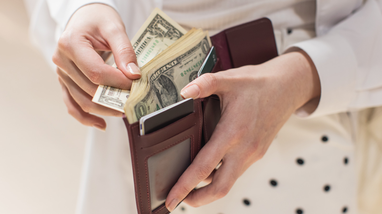 재입고 수수료가 있는 7가지 기술 매장에 대해 알아두세요