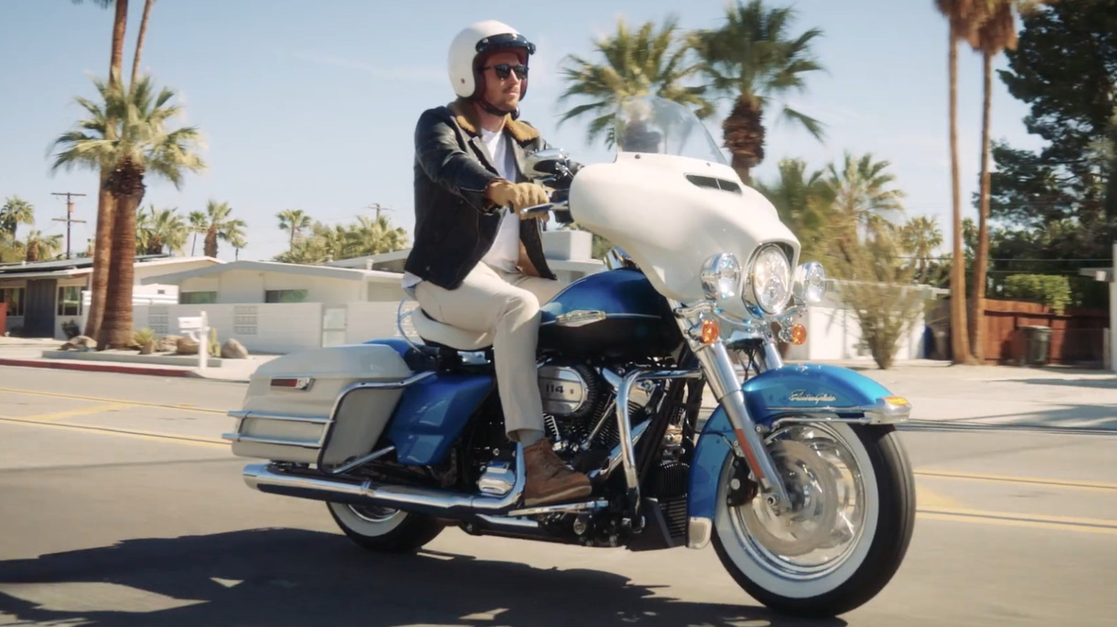 Harley-Davidson Electra Glide가 그 이름을 갖게 된 이유