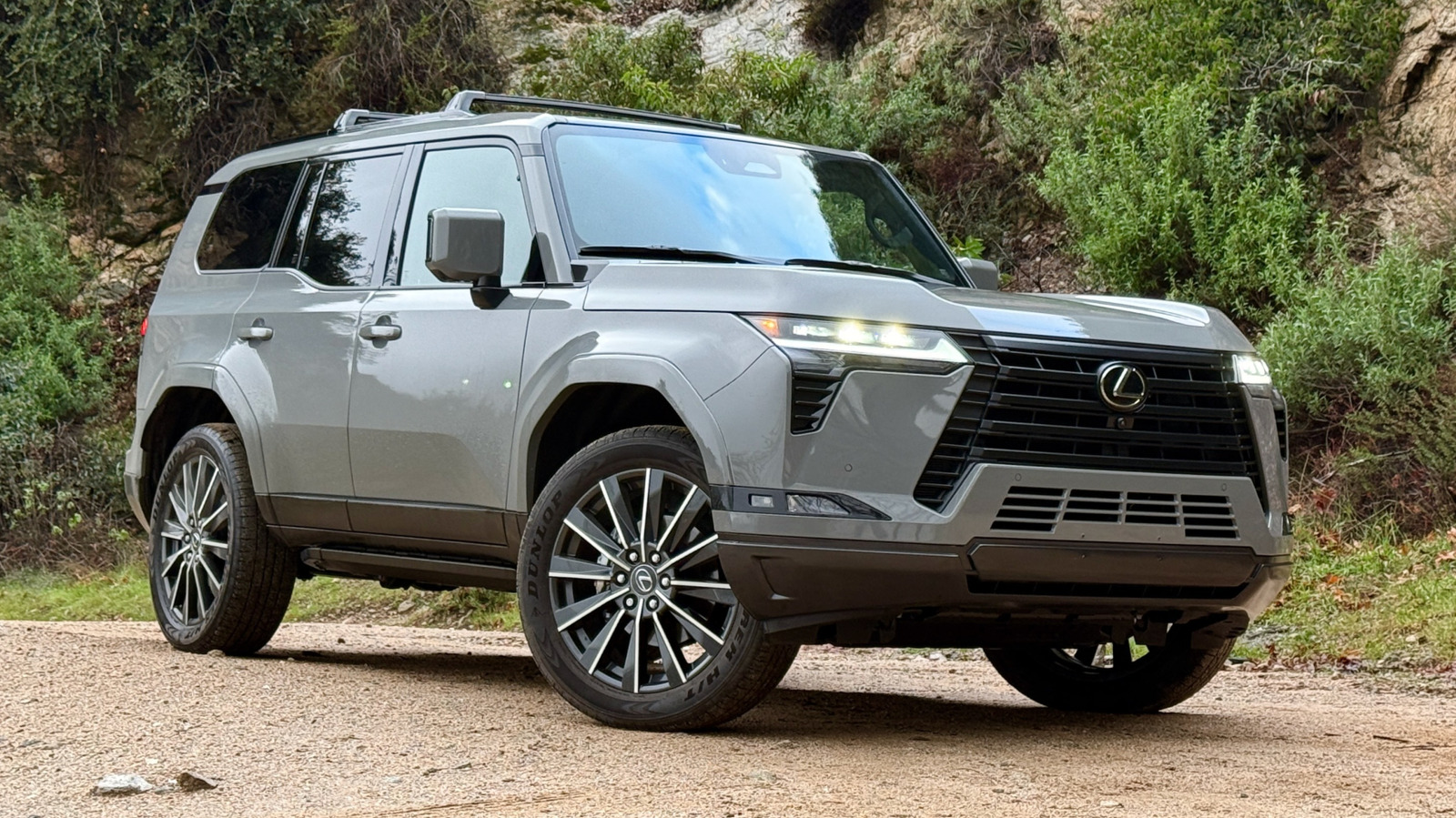 Lexus GX로 1,200마일을 주행한 후 두 번 생각하게 만드는 세 가지