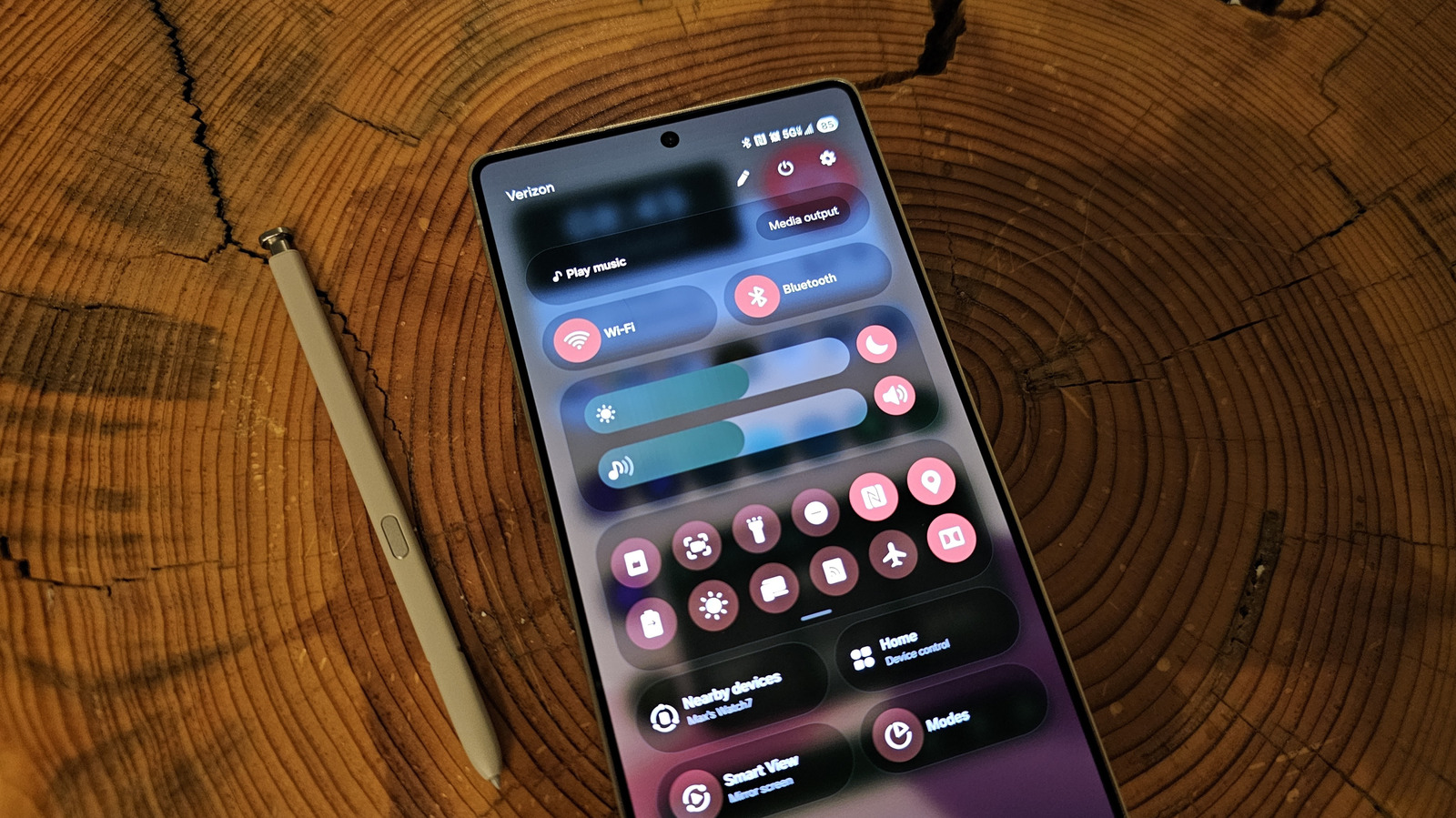 삼성전자가 S펜에서 블루투스를 제거한 이유는 무엇일까?