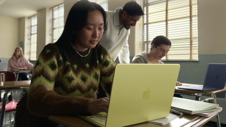 MacBookNeo 노란색