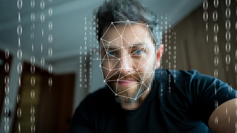 얼굴 인식을 경험하는 남자의 초상화