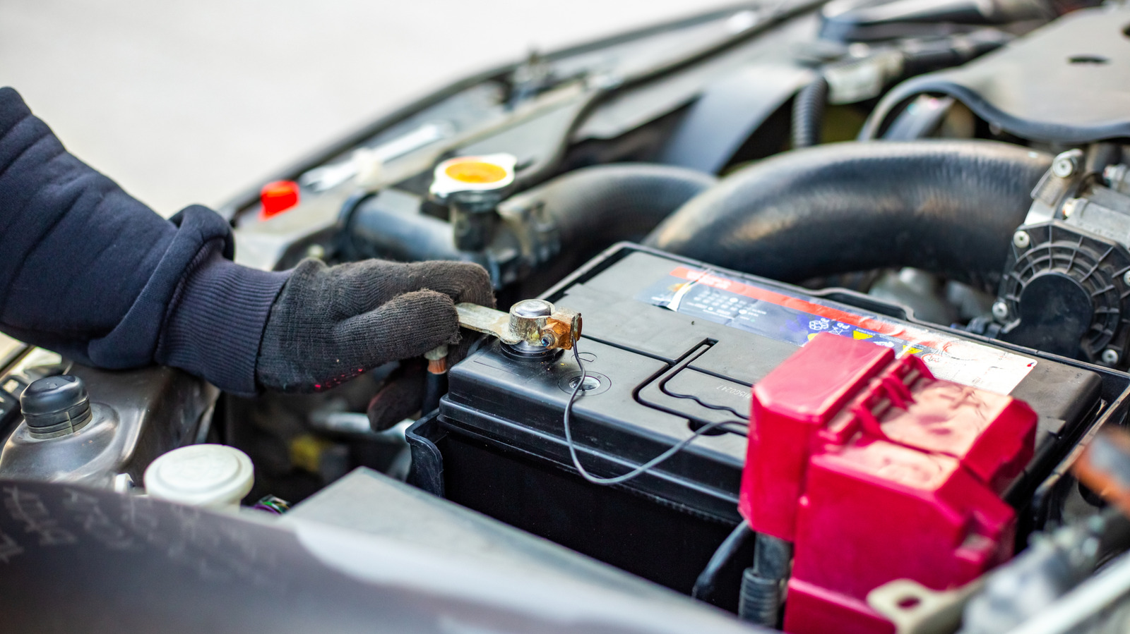 새 자동차 배터리의 평균 수명은 얼마입니까? 구매하기 전에 알아야 할 사항