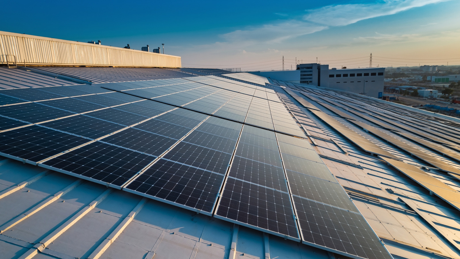 쿠바는 태양광 발전 기록을 세웠고, 중국은 부분적으로 감사를 표했다