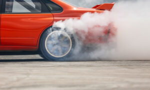 일리노이주에서는 일부 운전자에게 속도 제한 장치를 의무화하려고 합니다.