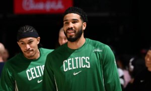 $5 플레이하고 Timberwolves 대 Celtics의 판타지 보너스 참가권으로 $50 받기