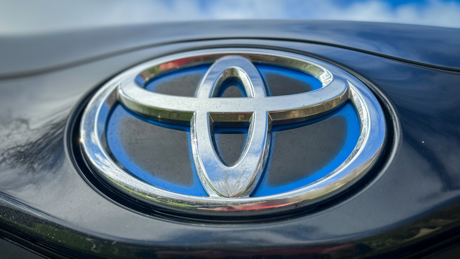 2026년 가장 합리적인 가격의 럭셔리를 제공하는 중고 토요타 SUV 4대