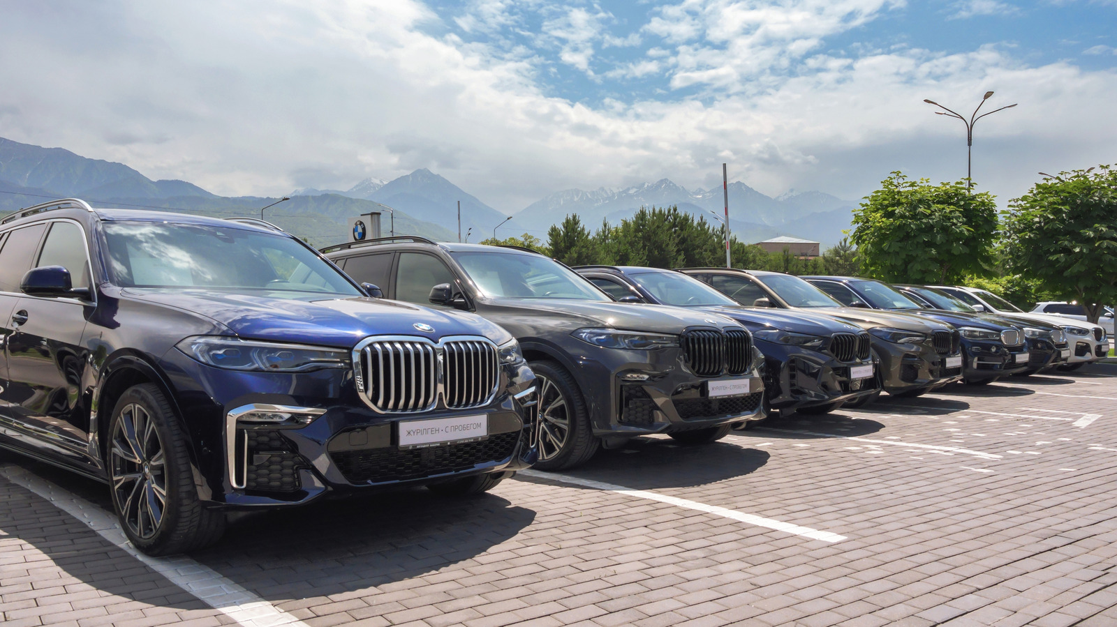 2026년 가장 합리적인 가격의 럭셔리를 제공하는 5가지 중고 BMW SUV