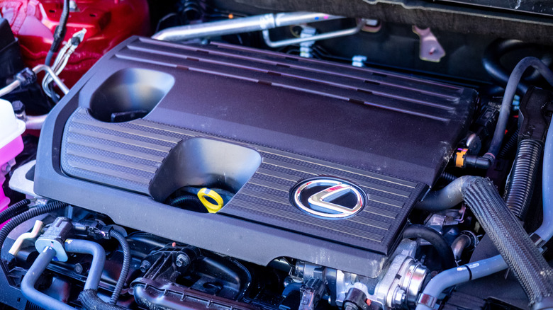 2026 Lexus NX 350h F 스포츠 핸들링 AWD 엔진 베이