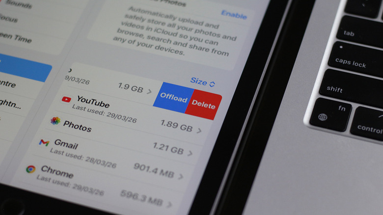iPad에서 앱을 오프로드하거나 삭제하는 옵션