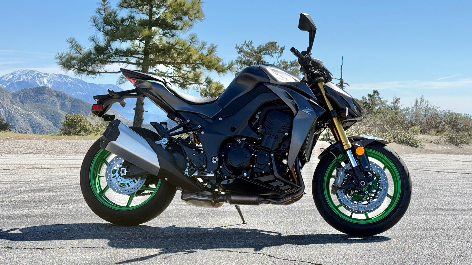 Kawasaki의 Z1100은 사양에서 라이벌을 추적하지만 이것이 가장 큰 문제는 아닙니다.