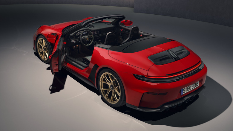 포르쉐 911 GT3 S/C 후면 모습