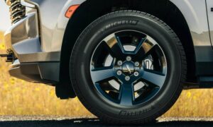 미쉐린 디펜더 LTX M/S2 타이어가 좋은가요? 운전자들이 말하는 내용은 다음과 같습니다.