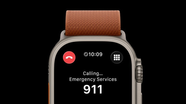 긴급 구조 요청 기능을 갖춘 Apple Watch Ultra 3