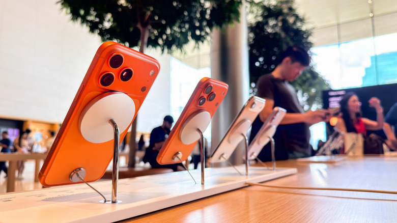 Apple Store의 iPhone