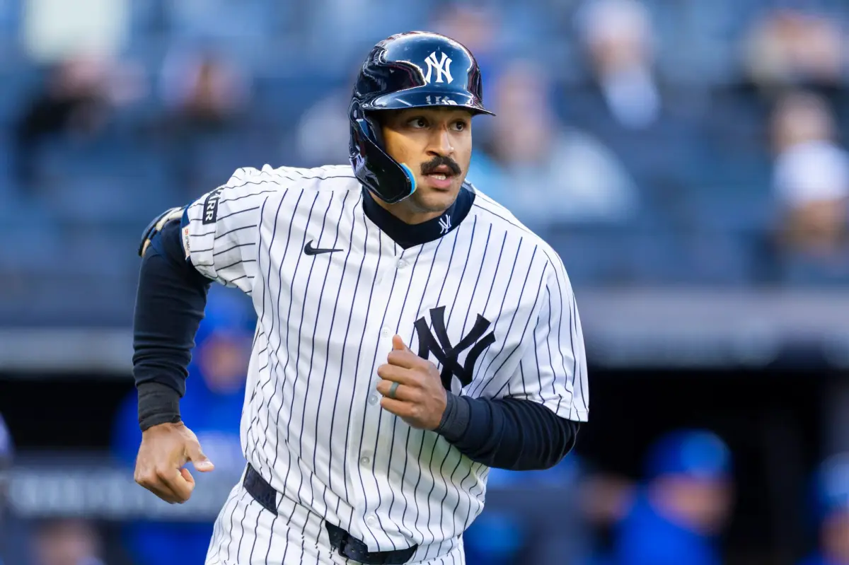 $10를 베팅하고 Yankees 대 Red Sox에 대한 보너스 베팅으로 $200를 받으세요.