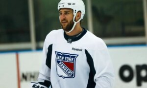레인저스는 태너 글래스(Tanner Glass)를 선수 개발 디렉터로 승진시킵니다.