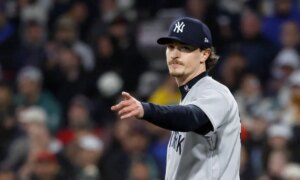 $10를 베팅하고 Yankees 대 Orioles에 대한 보너스 베팅으로 $200를 받으세요.
