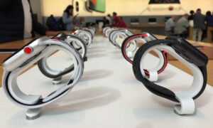일부 Apple Watch에만 디지털 크라운에 빨간색 링이 있는 이유