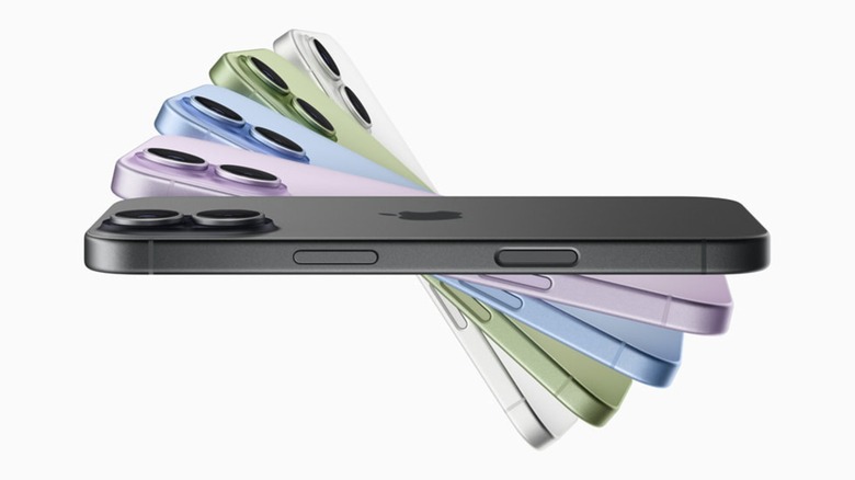 여러 개의 iPhone 17 휴대폰