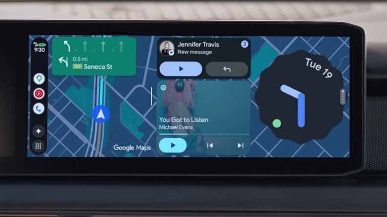위젯이 포함된 Android Auto 디스플레이