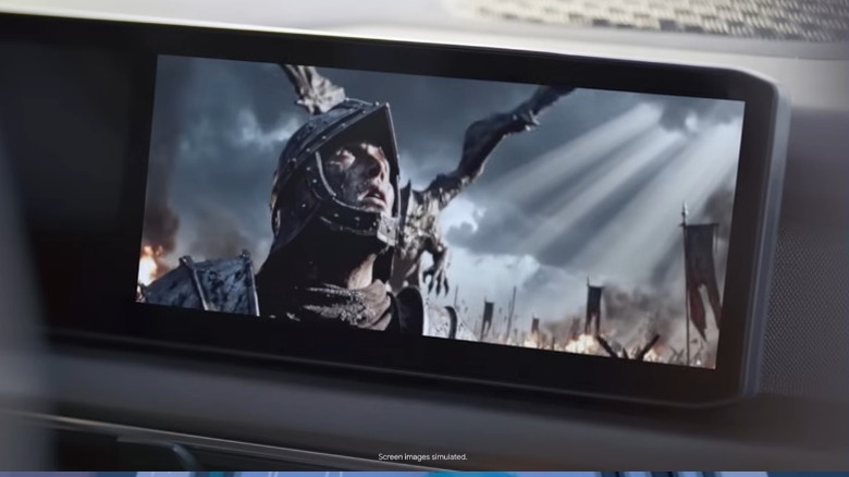 TV 프로그램을 재생 중인 Android Auto 디스플레이