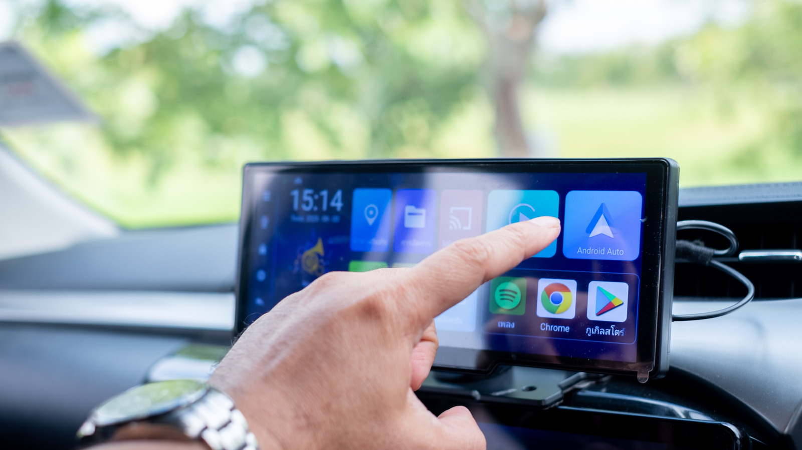 아마도 사용하지 않을 최고의 Android Auto 앱
