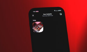 Instagram Instants: 이 새로운 Snapchat 스타일 기능은 무엇이며 어떻게 끄나요?