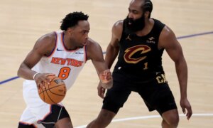 Cavaliers vs. Knicks 게임 2를 무료로 시청하는 방법