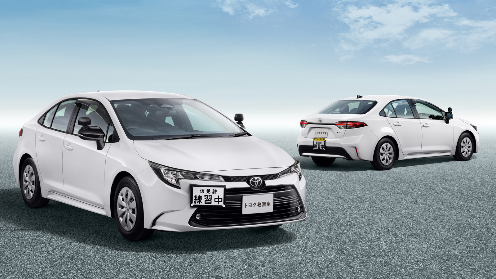 이 새로운 수동 Toyota Corolla는 매우 저렴합니다(그러나 미국에서는 그렇지 않음)