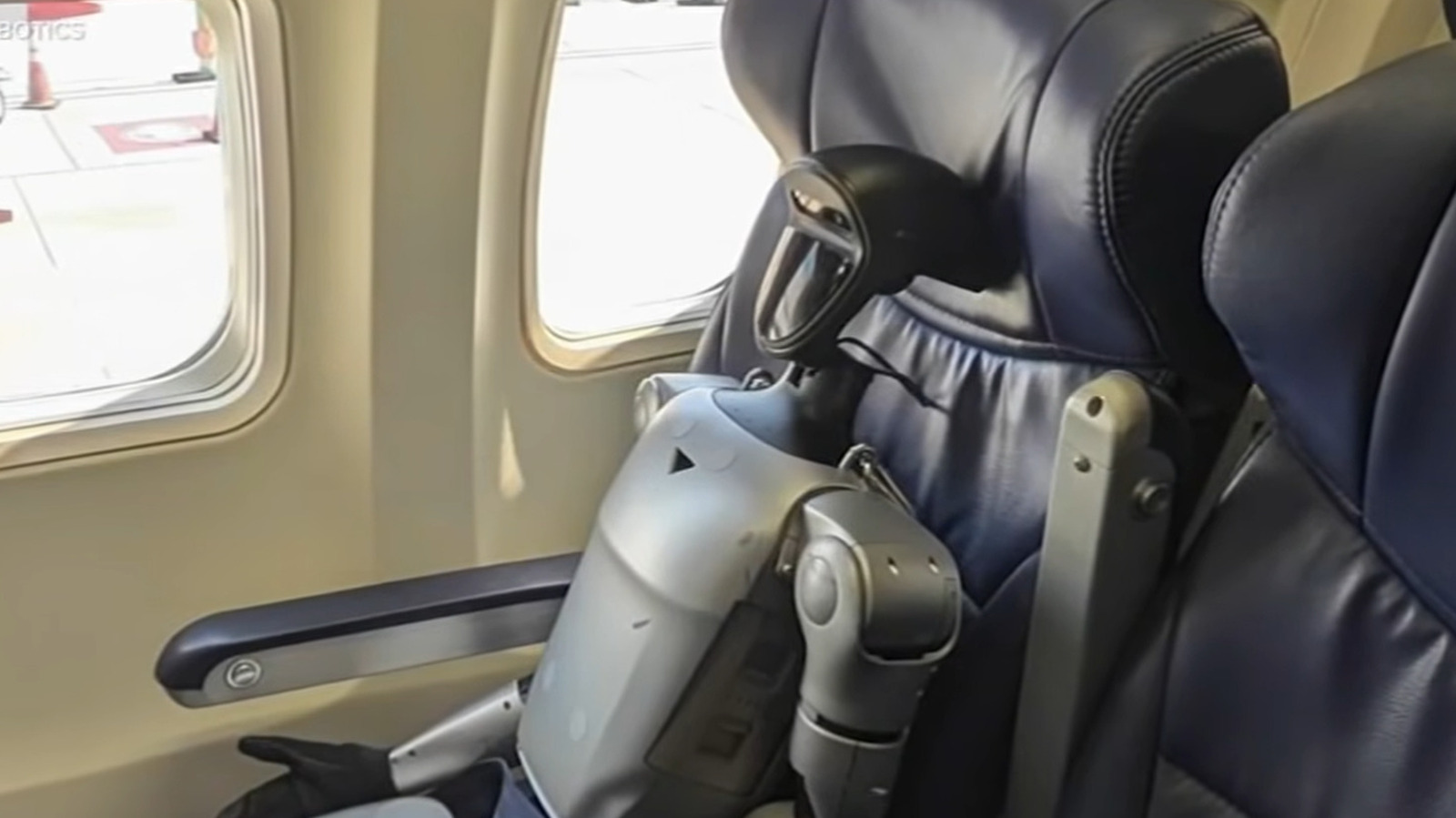 휴머노이드 로봇은 더 이상 Southwest Airlines에서 비행하지 않습니다.